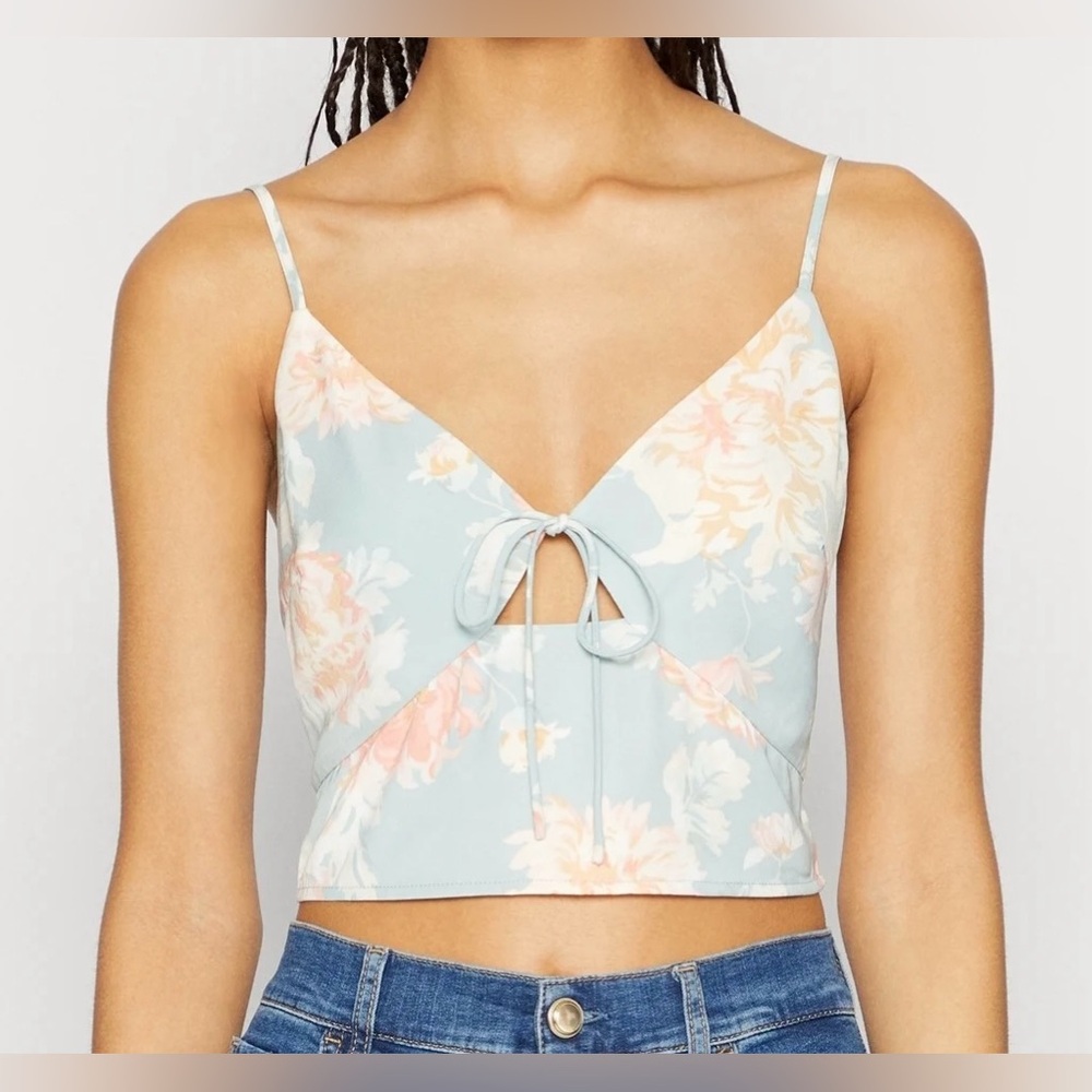 NWT A&F Tie-Front Keyhole Cami
